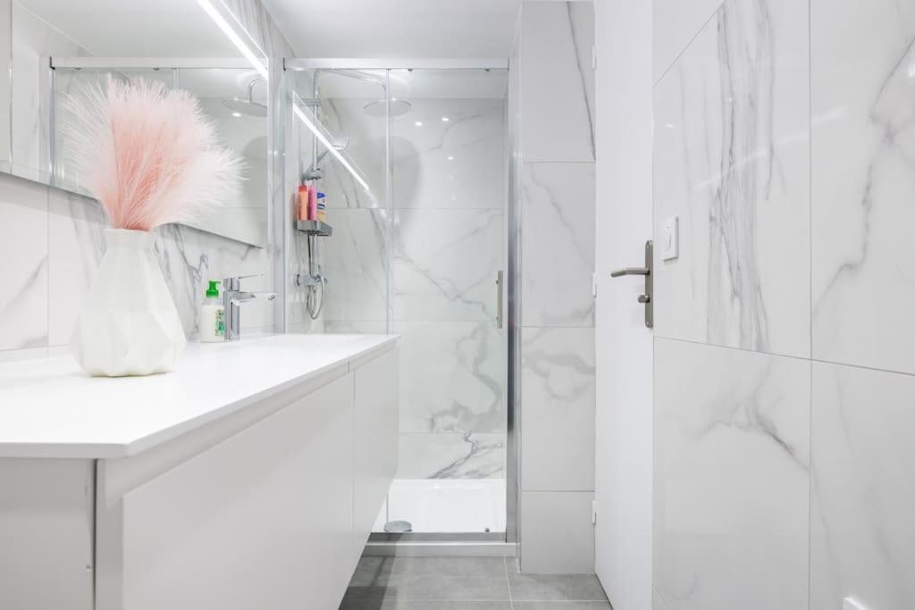 Superbe Appartement 8 Personnes #5 Asnières Esterno foto