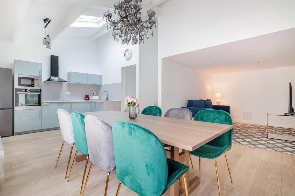 Superbe Appartement 8 Personnes #5 Asnières Esterno foto